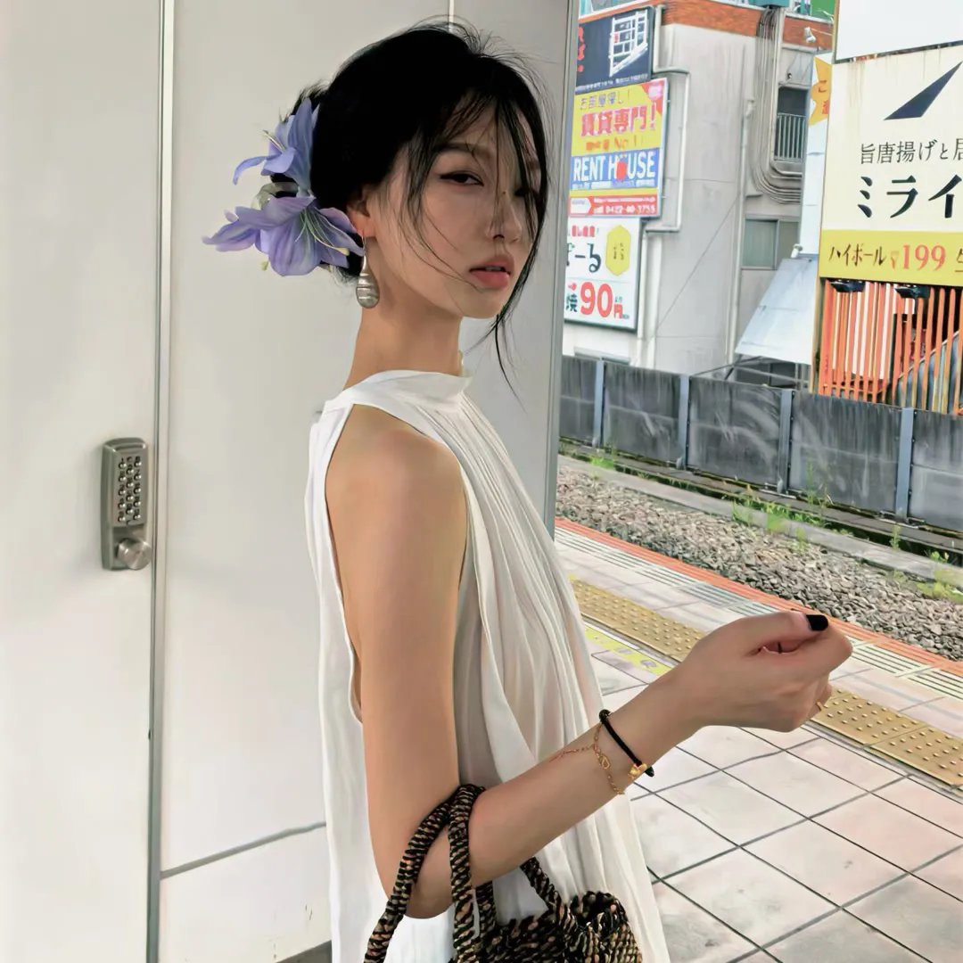 最近，妹妹的样子有点怪